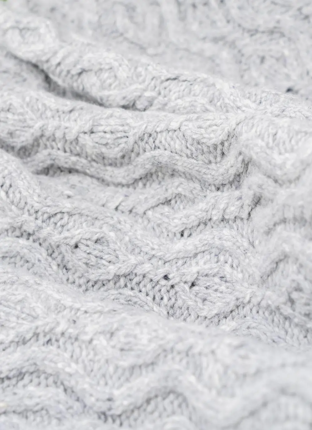 Light grey wool cashmere aran throw