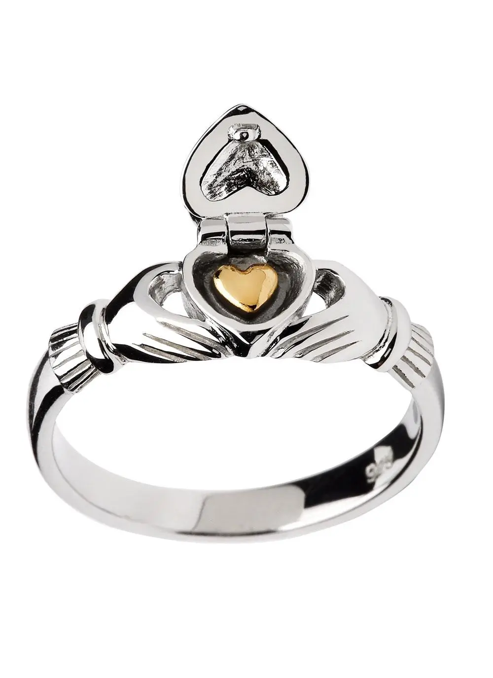 Claddagh Rings: History, Meaning, and Lore
